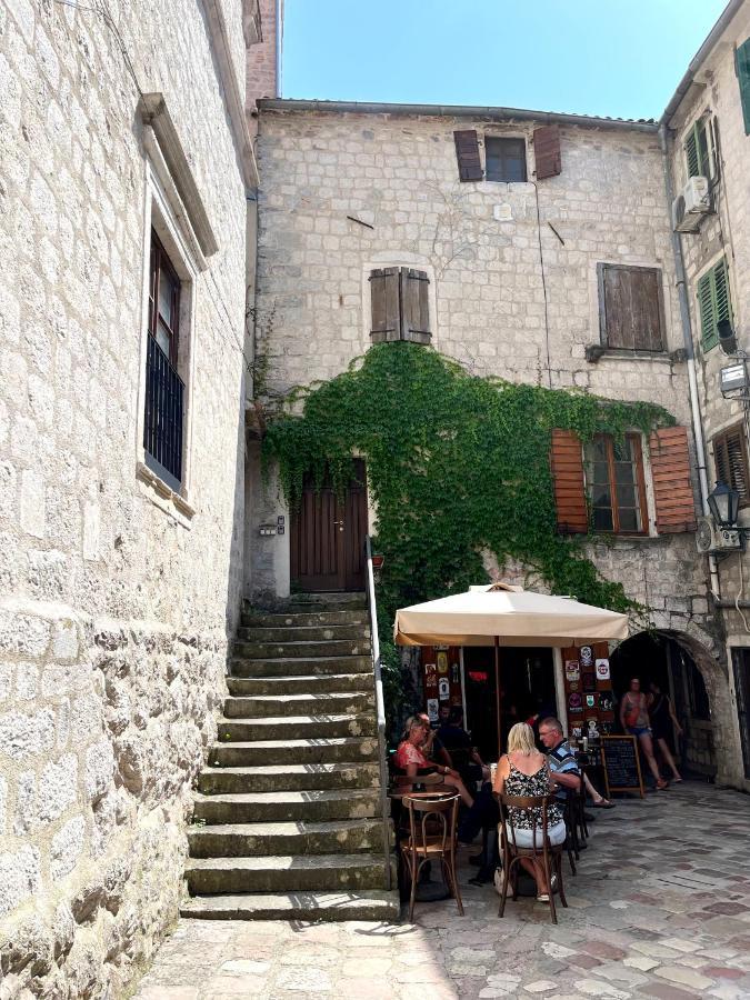 South Gate Apartments 262 Kotor Buitenkant foto